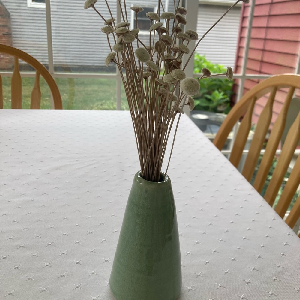 Elegant Green Ceramic Vase with Dried Flowers